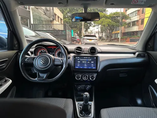 Suzuki Swift 1.2 Hybrid 2Wd