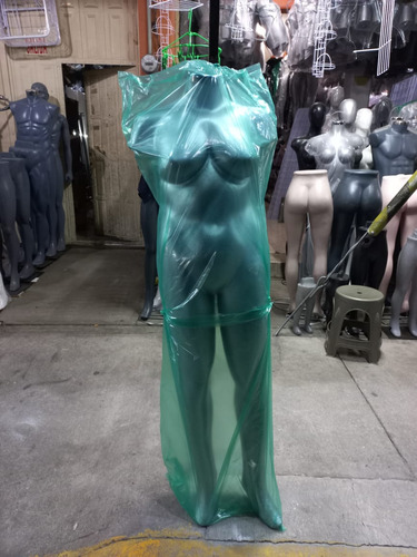 Maniquíe Xl De Mujer Talla 32-36 Sin Cabeza Y Brazos(nuevo) (Usado)
