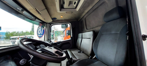Imagem 16 de 21 de Volkswagen 17.260 - Compactador De Lixo 17-260 E Constel. 4