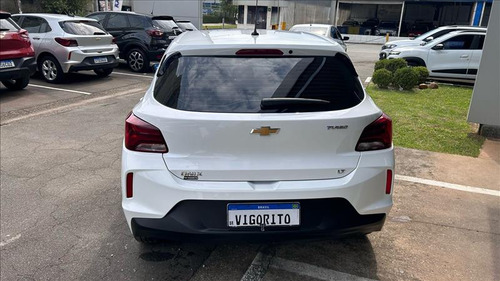 Chevrolet Onix Onix 1.0 Flex lt Automático