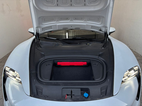 Porsche Taycan 2021