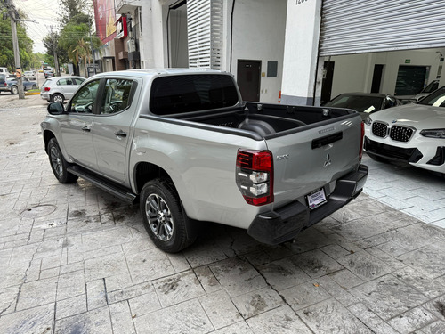 Mitsubishi L200 2.4 Cd Gls 4X4 At