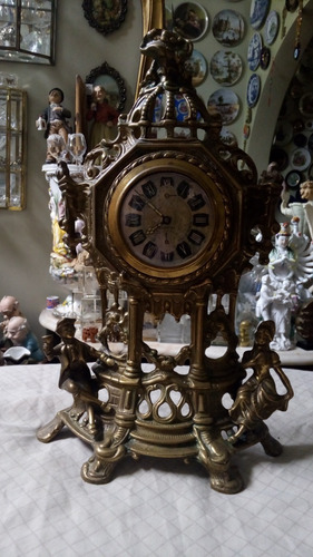 Vendo Reloj Antiguo De Bronce Funciona Perfecto De Cuerda