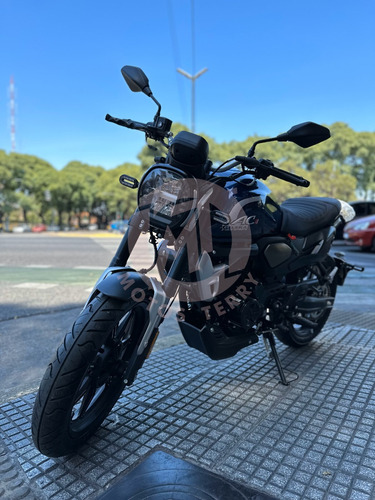 Imagen 10 de 16 de Gilera Ac4 Cafe Racer 2022 Voge Scrambler Ahora 12 18 Loncin