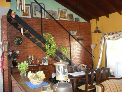 Imagen 1 de 25 de Venta -ph- En Dúplex- Primer Piso Por Escalera- Mataderos