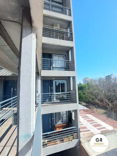 Venta Departamento 2 Amb Berazategui Centro 