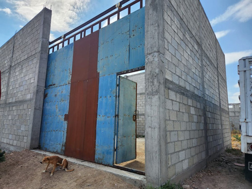 Terreno Bardeado En Venta En Col. El Palmar