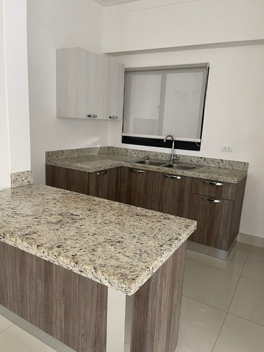 Imagen 4 de 8 de Apartamento De 1 Habitación En Piantini Centro De Santo Domingo