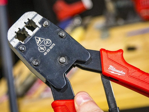 Pinza Crimpadora Terminales Rj11 Y Rj45 Milwaukee 48223075