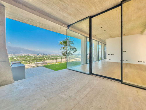 Nueva, En Condominio: Santa María De Manquehue