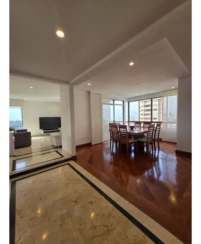 Arriendo Apartamento En Poblado- Milla De Oro
