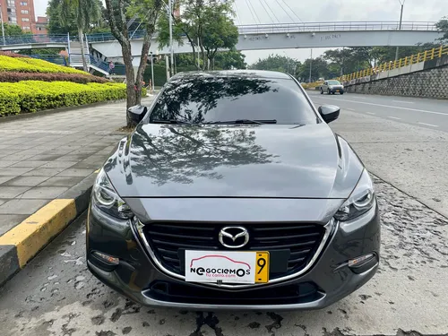 Mazda 3 2.0 Prime