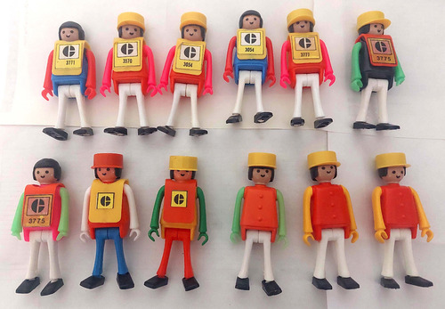 Lote De 12 Figuras De Construccion Playbig Tipo Play Mobil