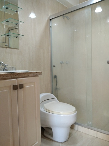 Imagen 13 de 23 de Town House En Alquiler Conj. Res Costa Dorada