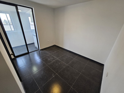 Merced / Parque Forestal / Metro Baquedano / Todo Incluido