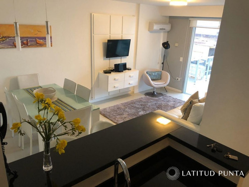 Imagen 25 de 26 de Apartamento En Brava, 2 Dormitorios