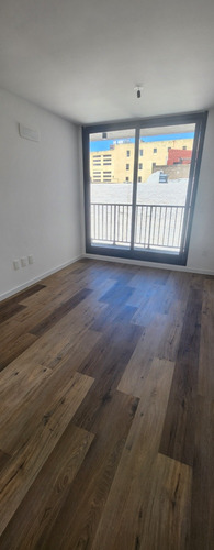 Apartamento Con Patio Y Terraza Uruguay Y Arenal Grande!!