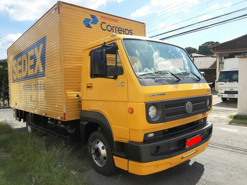 Volkswagen 8160 No Baú C Rampa