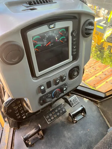 Bulldozer Cat D6nlgp 2015