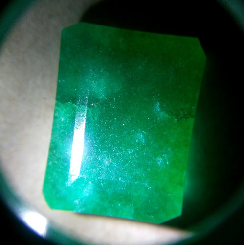 Esmeralda Opaca - Corte Octogonal- 12.75ct - 17.16mm + Envío