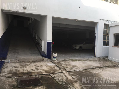 Magnifico Galpón S/ Av Caseros, Foco Comercial - P. Patricios - Única Prop En Venta En La Zona