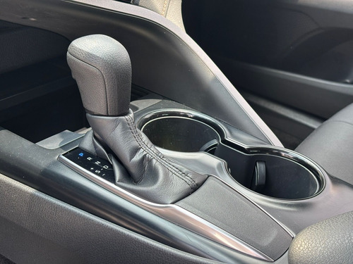 Toyota Camry 2.5 Le At