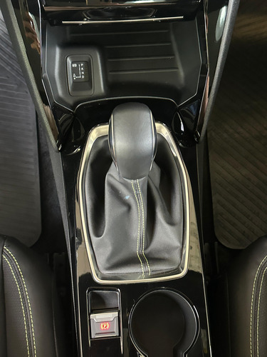 Peugeot 2008 1.0T Gt