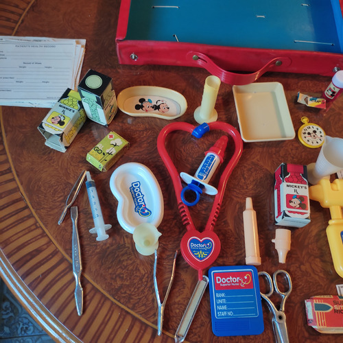 Juego Maletín Kit Estuche De Medico De Mickey Mouse Grande (Usado)