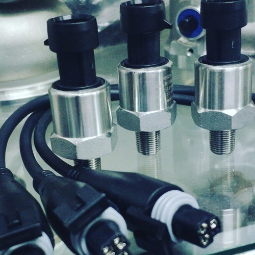 Imagen 1 de 1 de Sensor Tipo Ps10b Para Fueltech , Tableros Digitales Aim Etc