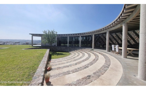 Preventa De Terreno Residencial En Milenio 3 De 243.26 Mts2