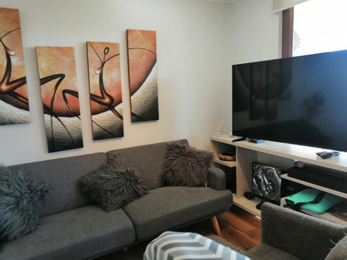 Departamento En Venta De 3 Dorm 2 Est + 1 Bod. En La Flo