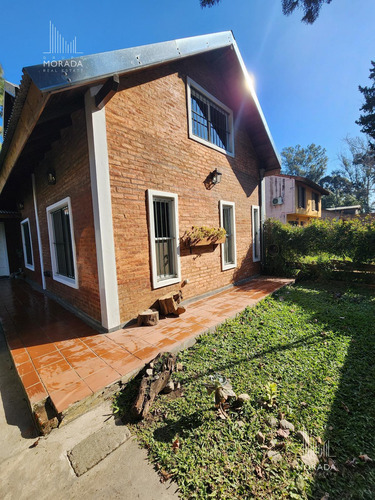 Venta Casa 5 Ambientes Del Viso, Pilar Con Jardin Y Playroom