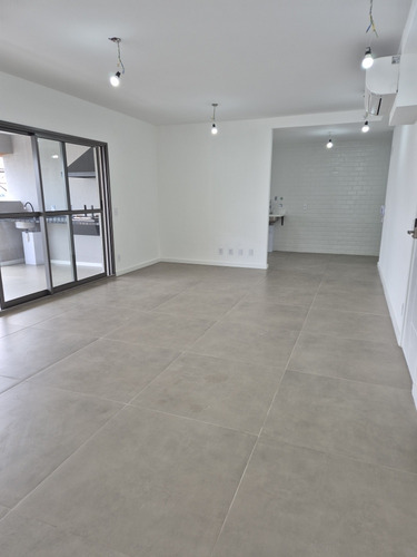 Apartamento 139m2 - 2 Vagas,3 Suites Varanda Gourmet, Ar Con