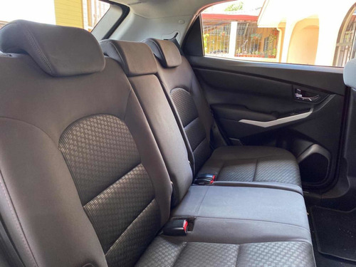 Imagen 5 de 6 de Ssang Yong Korando G20d