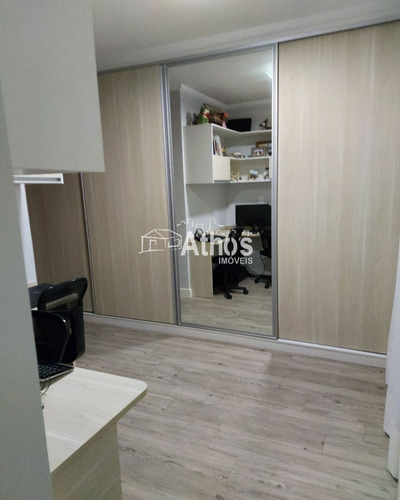 Sobrado Em Condomínio Com 3 Dormitórios(1 Suíte), Wc. Social, Sala 2 Ambientes, Cozinha Planejada, A.s. Planejada, Área Gourmet Com Churrasqueira, 2 Vagas De Garagem. Móveis Planej - Sb00637 - 692853