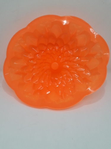 Forma Em Silicone Redonda P/ Bolo Torta Pudim Com Furo