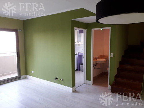 Venta De Departamento Tipo Duplex De 3 Ambientes Con Cochera En Barracas (26861)