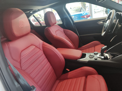 Alfa Romeo Giulia 2.0 280cv Veloce