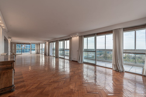 Exclusivo Piso - Torre Categoria - Segur. 24 Hs - 2 Cocheras