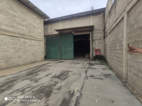 Imagen 5 de 15 de Venta De Galpon En Zona Industrial Palo Negro.