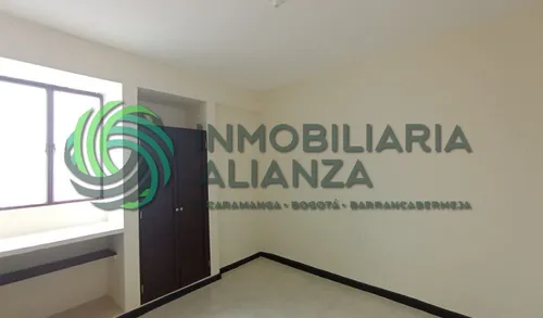 Apartamento En Arriendo En Centro. Cod A4340