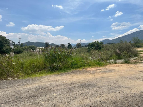 Se Vende Lote A Un Costado De Los Go Karts De Bosque Real