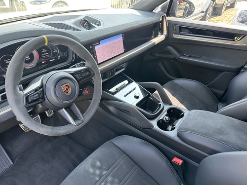 Porsche Cayenne Turbo Gt 2024 Gris