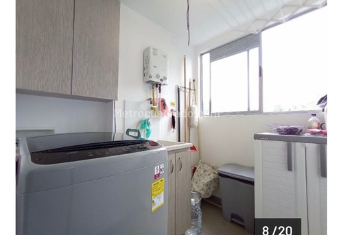 Imagen 7 de 12 de Grandioso Apartamento En Venta Envigado Loma El Esmeraldal