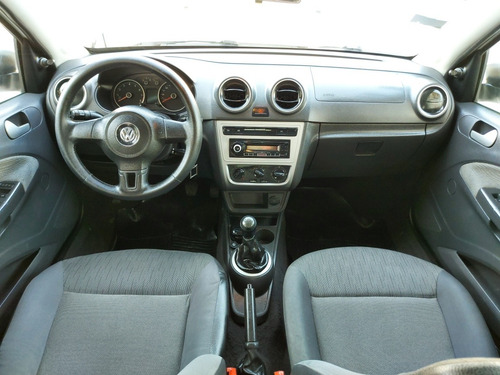 Volkswagen Voyage 1.6 Highline 101cv 2013