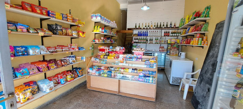 Local Comercial Sobre Av. Rivadavia Ciudadela