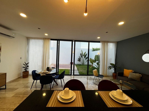 Townhouse Plus En Venta En Privada Ya'ax-beh En Conkal