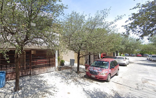 Casa En Mirasur, General Escobedo, Nuevo Leon. Remate Bancario.