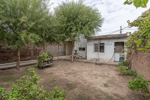 Imagen 15 de 24 de Casa A La Venta 2 Dormitorios En San Lorenzo