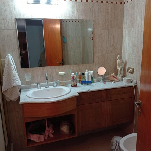 Imagen 18 de 29 de Venta Directa Importante Local En Pb Y Vivienda En 1ºp. S/ H Yrigoyen 9700